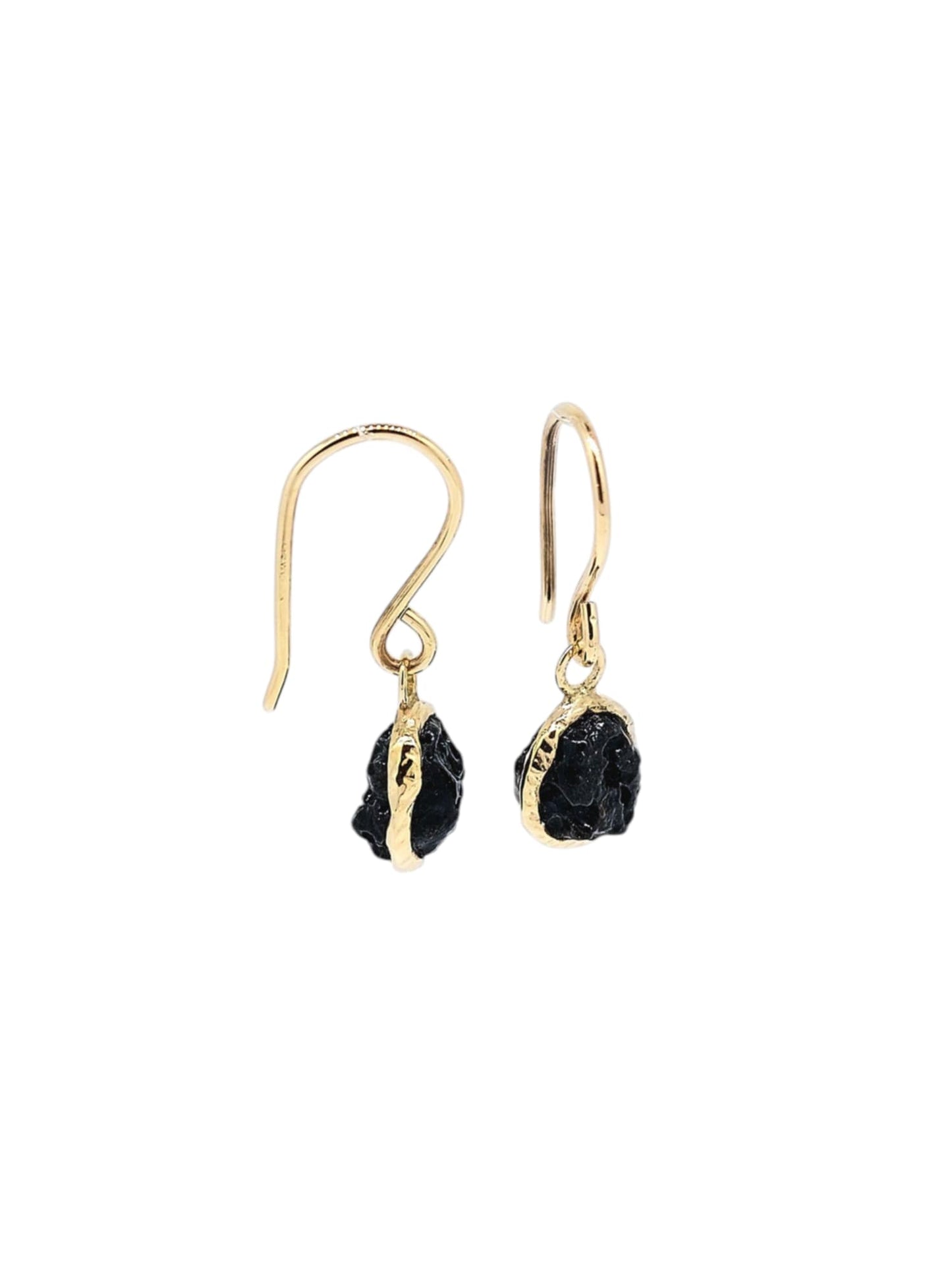 surtsey gold earrings,hannað og smiðað á Islandi af Montoro Gullsmiði.