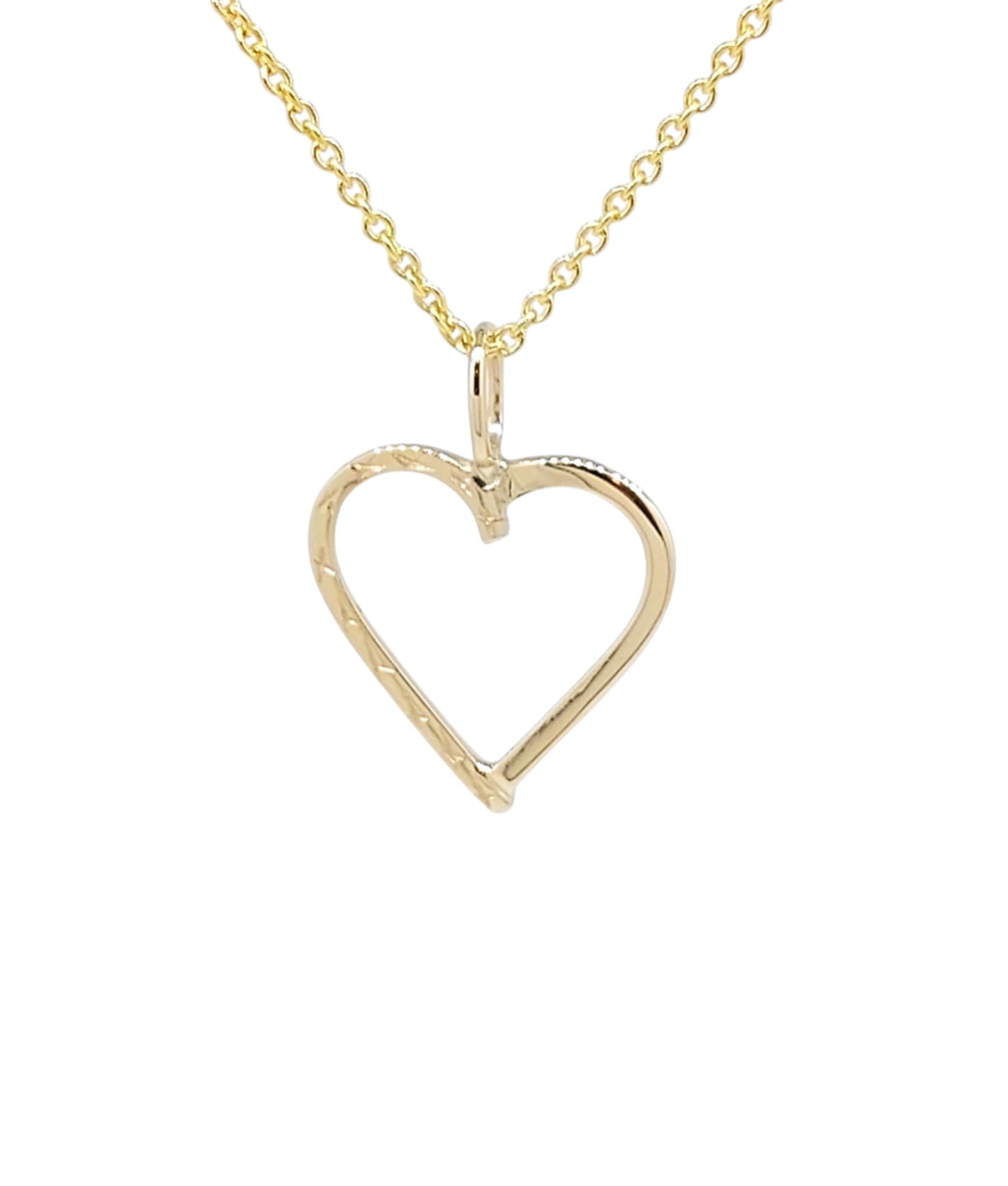 Heart,hannað og smiðað á Islandi af Montoro Gullsmiði.