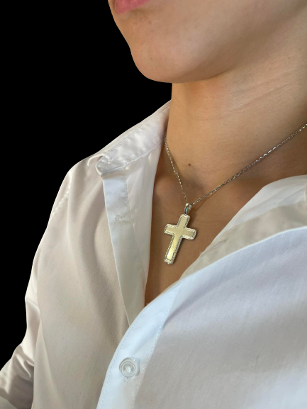 Thor cross,,hannað og smiðað á Islandi af Montoro Gullsmiði.